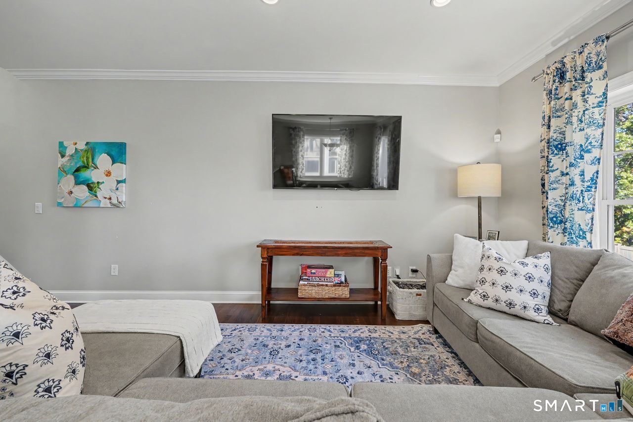 108 Seaside Avenue Stamford CT 06902