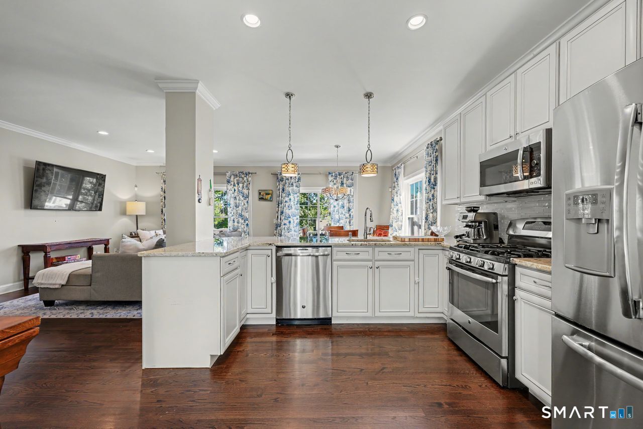 108 Seaside Avenue Stamford CT 06902