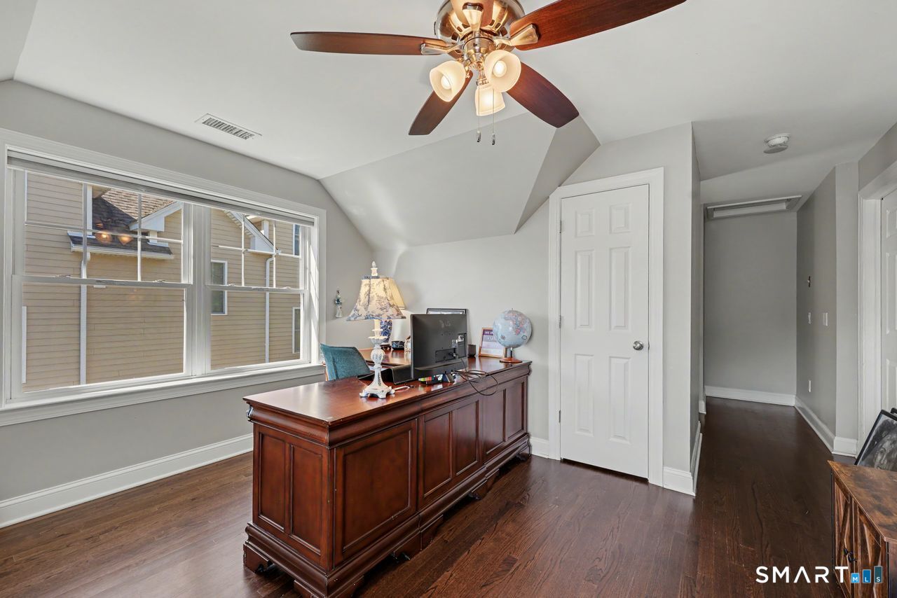 108 Seaside Avenue Stamford CT 06902