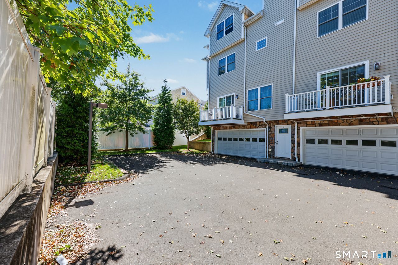 108 Seaside Avenue Stamford CT 06902