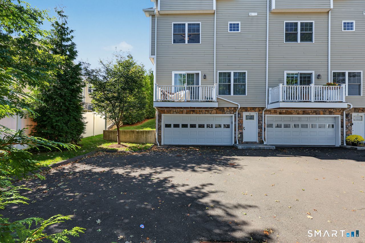 108 Seaside Avenue Stamford CT 06902