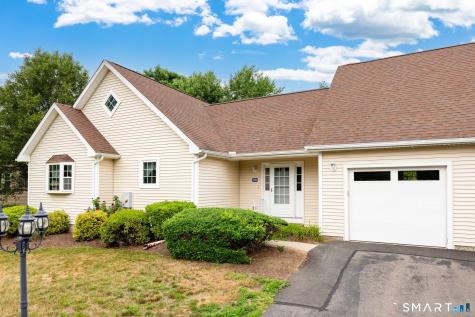 25 Vincent Court East Hartford CT 06108