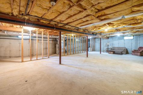 25 Vincent Court East Hartford CT 06108