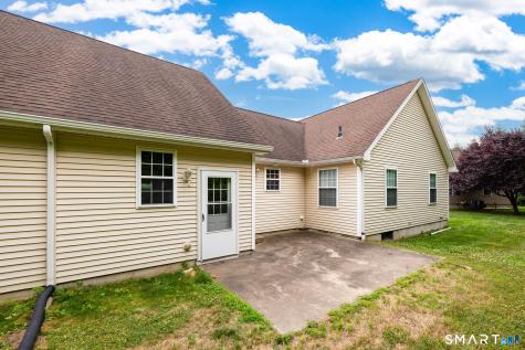 25 Vincent Court East Hartford CT 06108