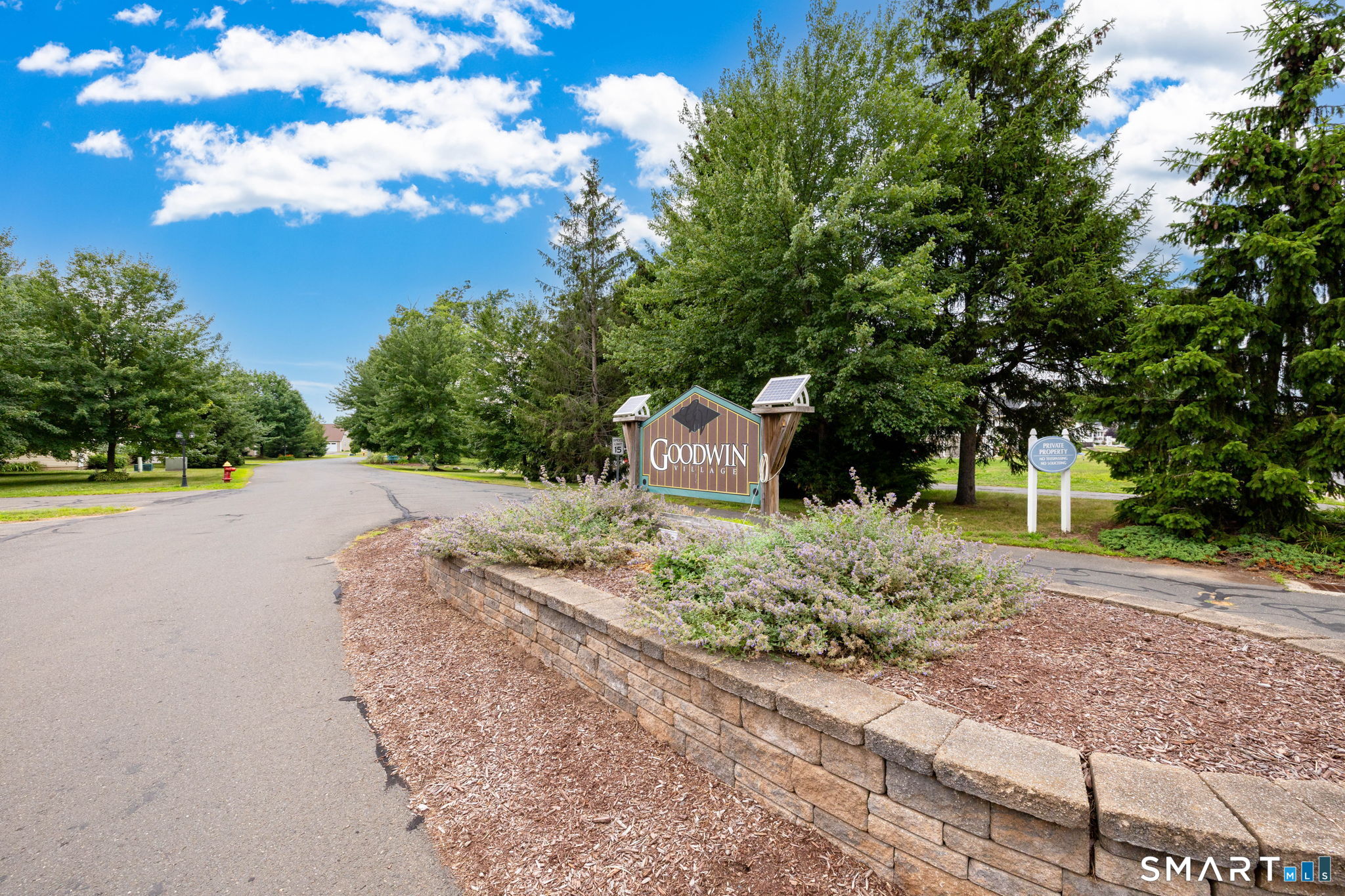 25 Vincent Court East Hartford CT 06108