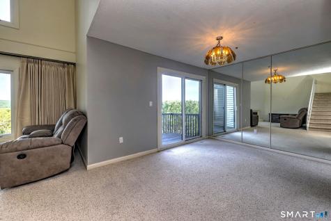 401 Pilgrim Harbor Wallingford CT 06492