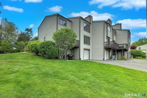 401 Pilgrim Harbor Wallingford CT 06492