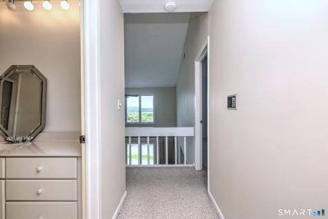401 Pilgrim Harbor Wallingford CT 06492