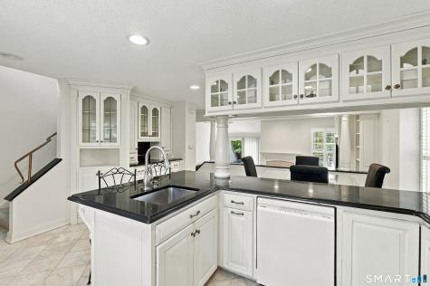 18 Metacomet Drive Meriden CT 06450