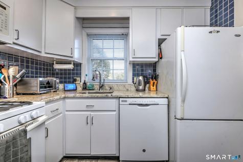 52 Salem Walk Milford CT 06460