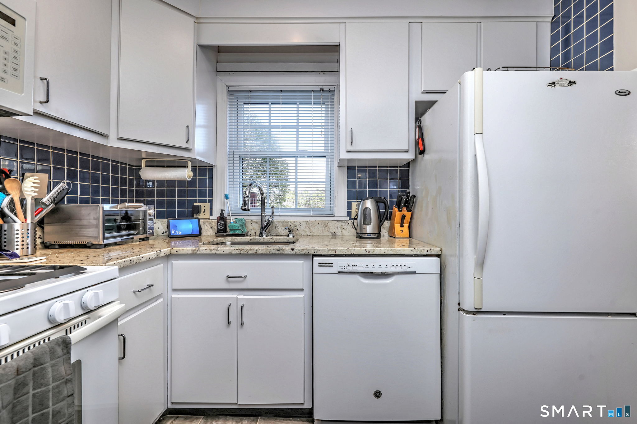 52 Salem Walk Milford CT 06460