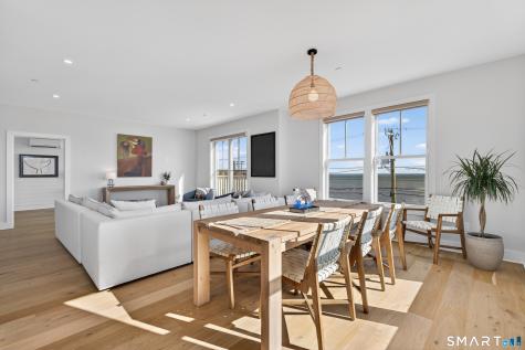 185 Main Street East Lyme CT 06357