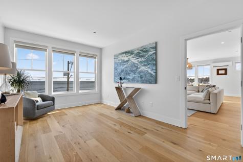 185 Main Street East Lyme CT 06357