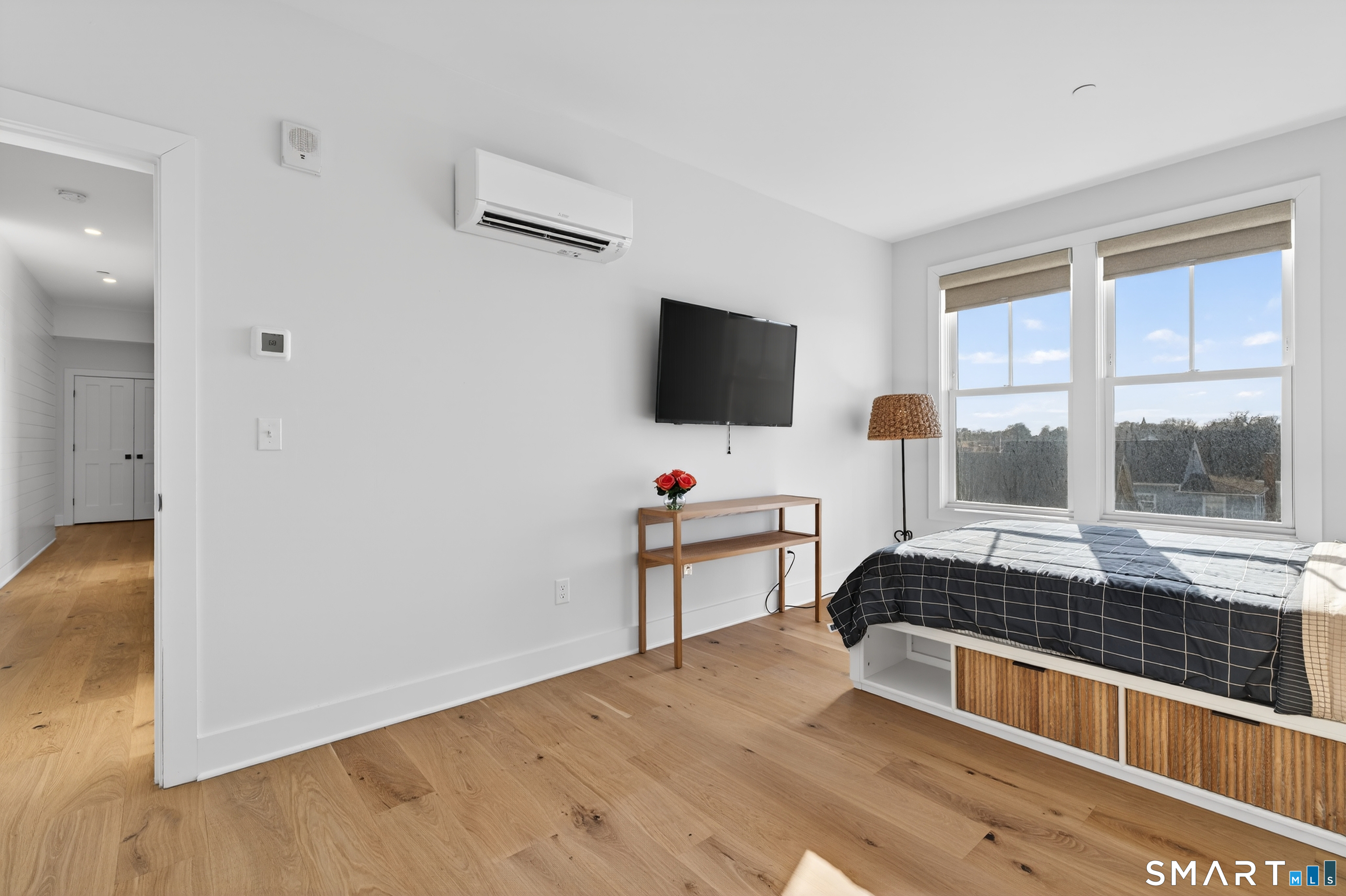 185 Main Street East Lyme CT 06357