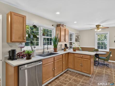 13 Sunnyside East Road Norwich CT 06360