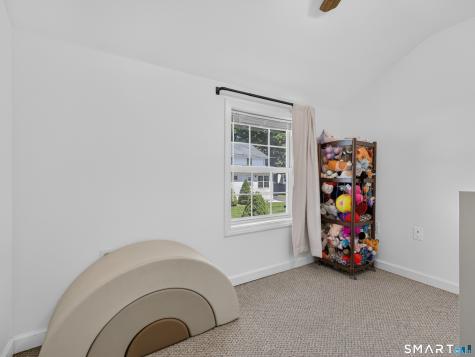 13 Sunnyside East Road Norwich CT 06360