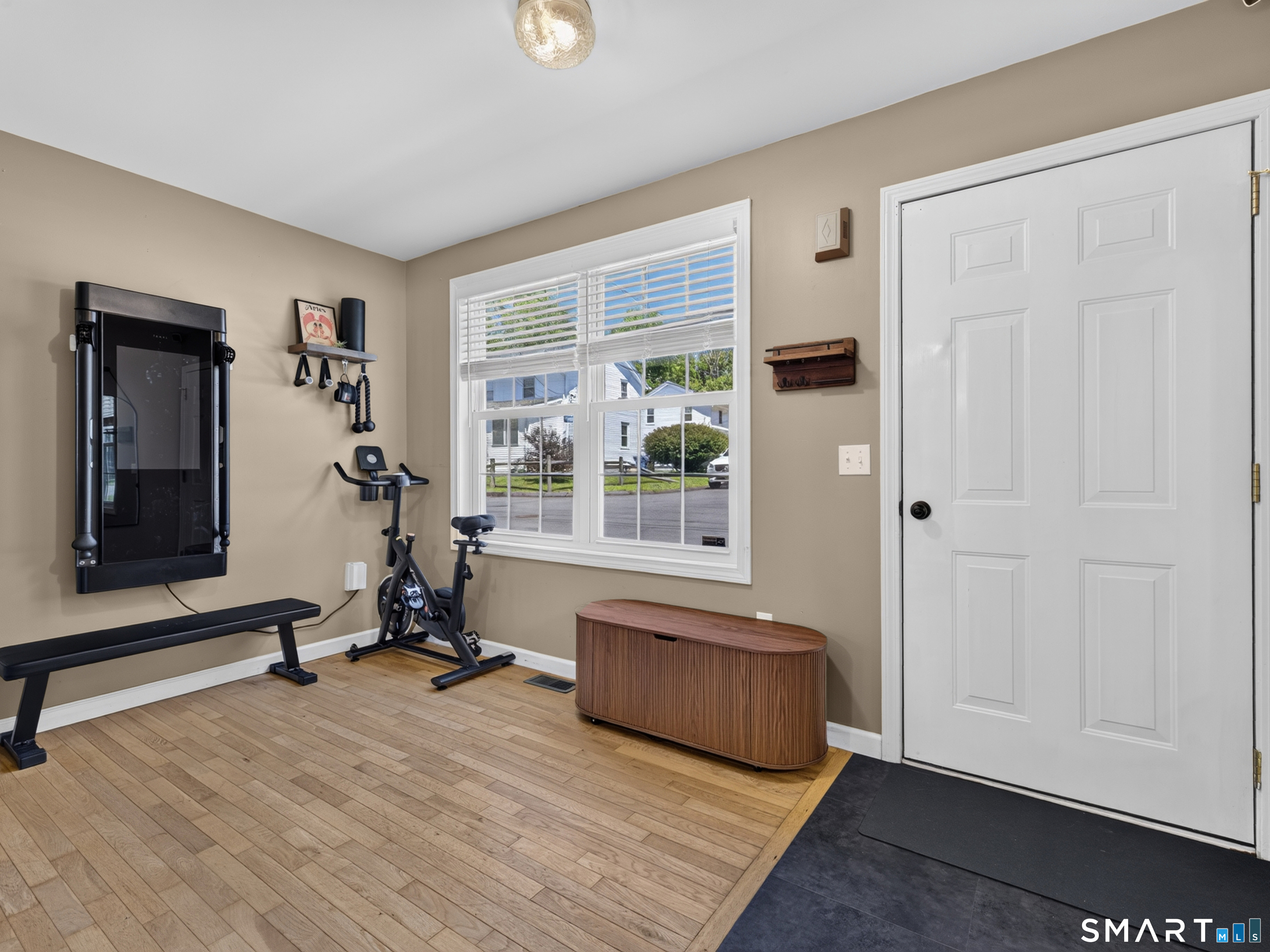 13 Sunnyside East Road Norwich CT 06360