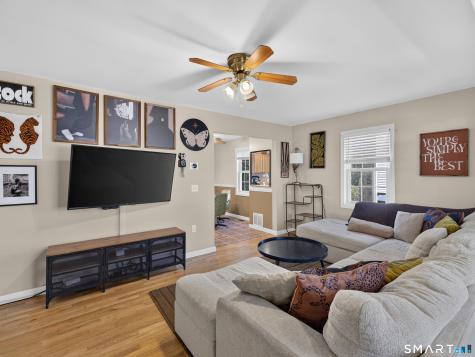 13 Sunnyside East Road Norwich CT 06360