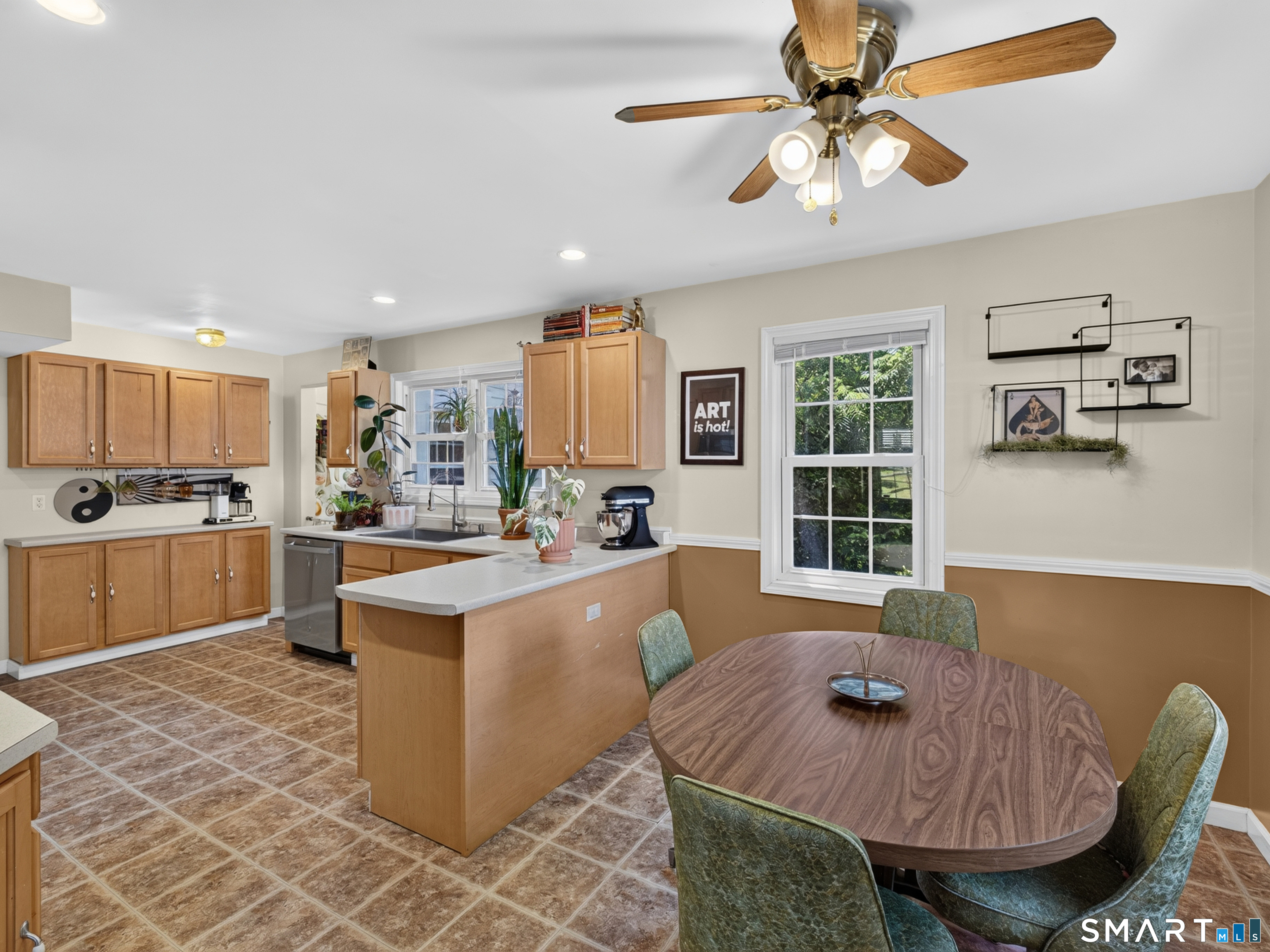 13 Sunnyside East Road Norwich CT 06360