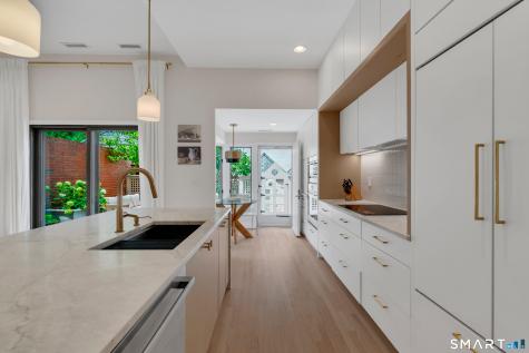 29 Temple Court New Haven CT 06510