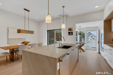 29 Temple Court New Haven CT 06510