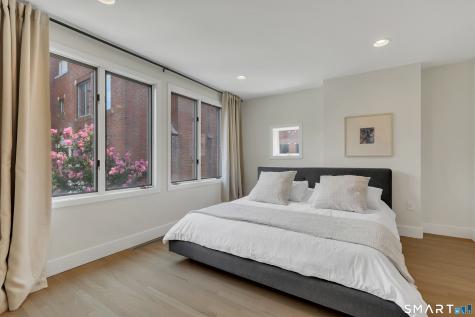 29 Temple Court New Haven CT 06510