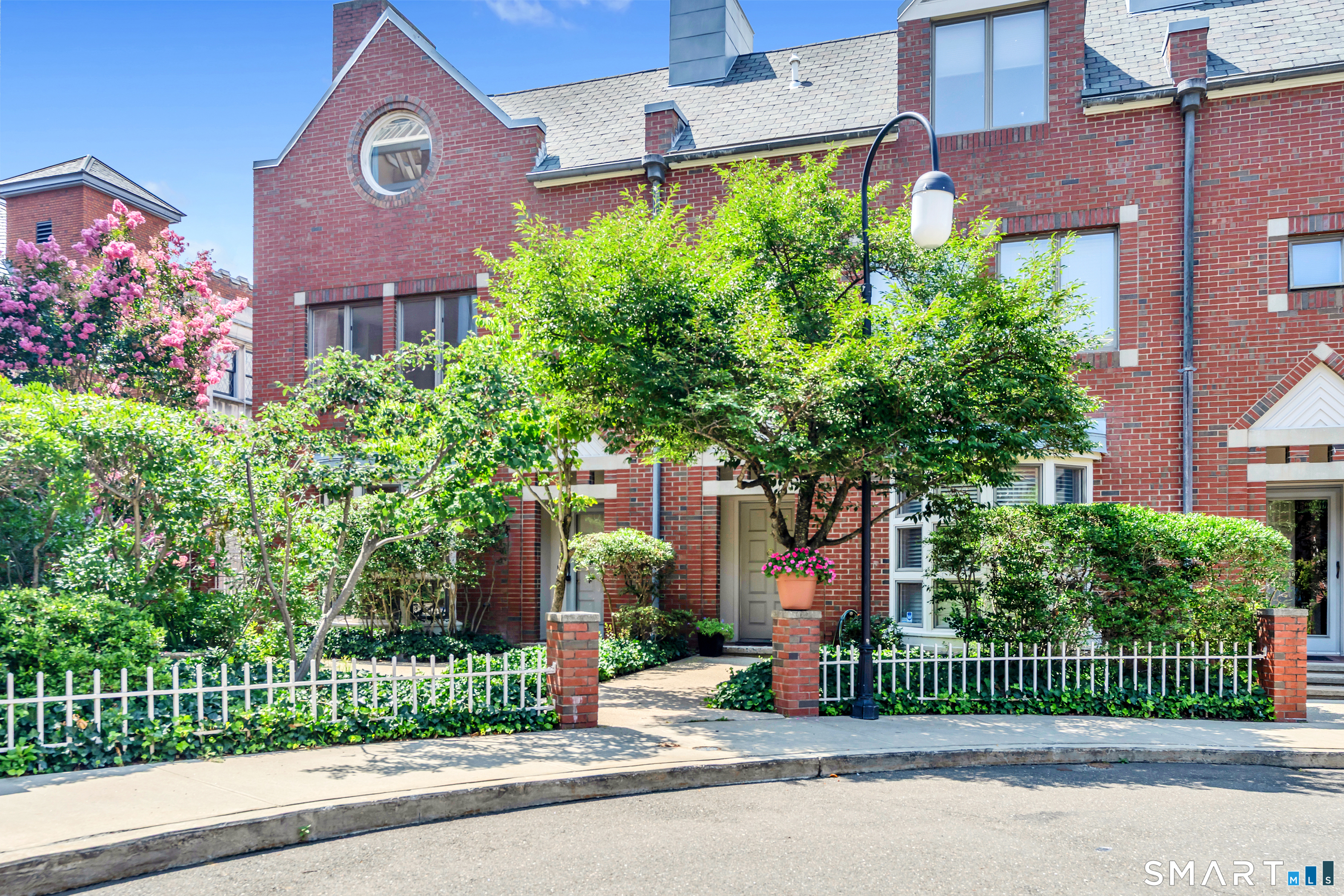 29 Temple Court New Haven CT 06510