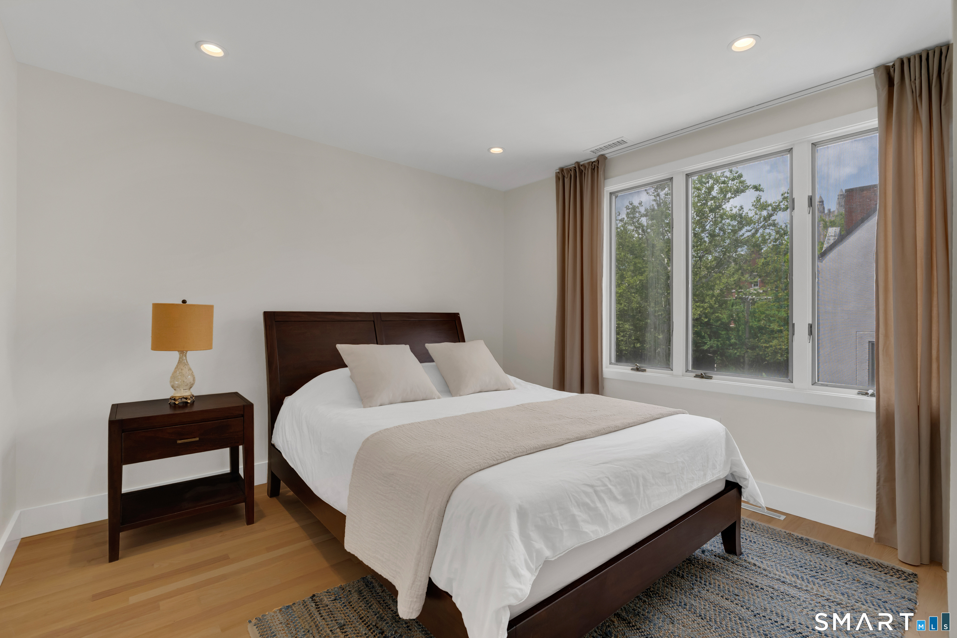 29 Temple Court New Haven CT 06510