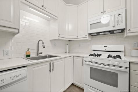 48 Olcott Way Ridgefield CT 06877
