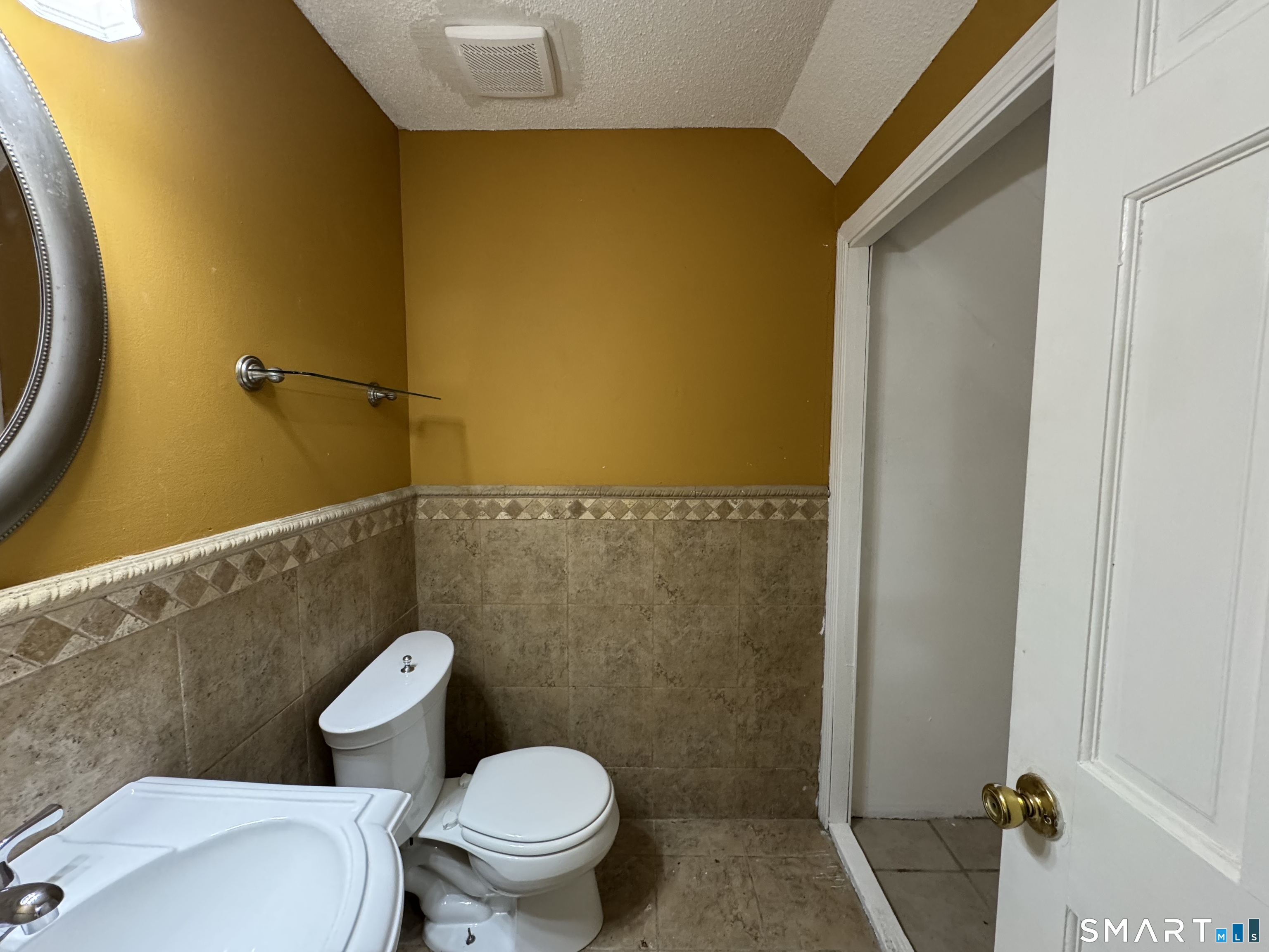 50 Wakefield Circle East Hartford CT 06118