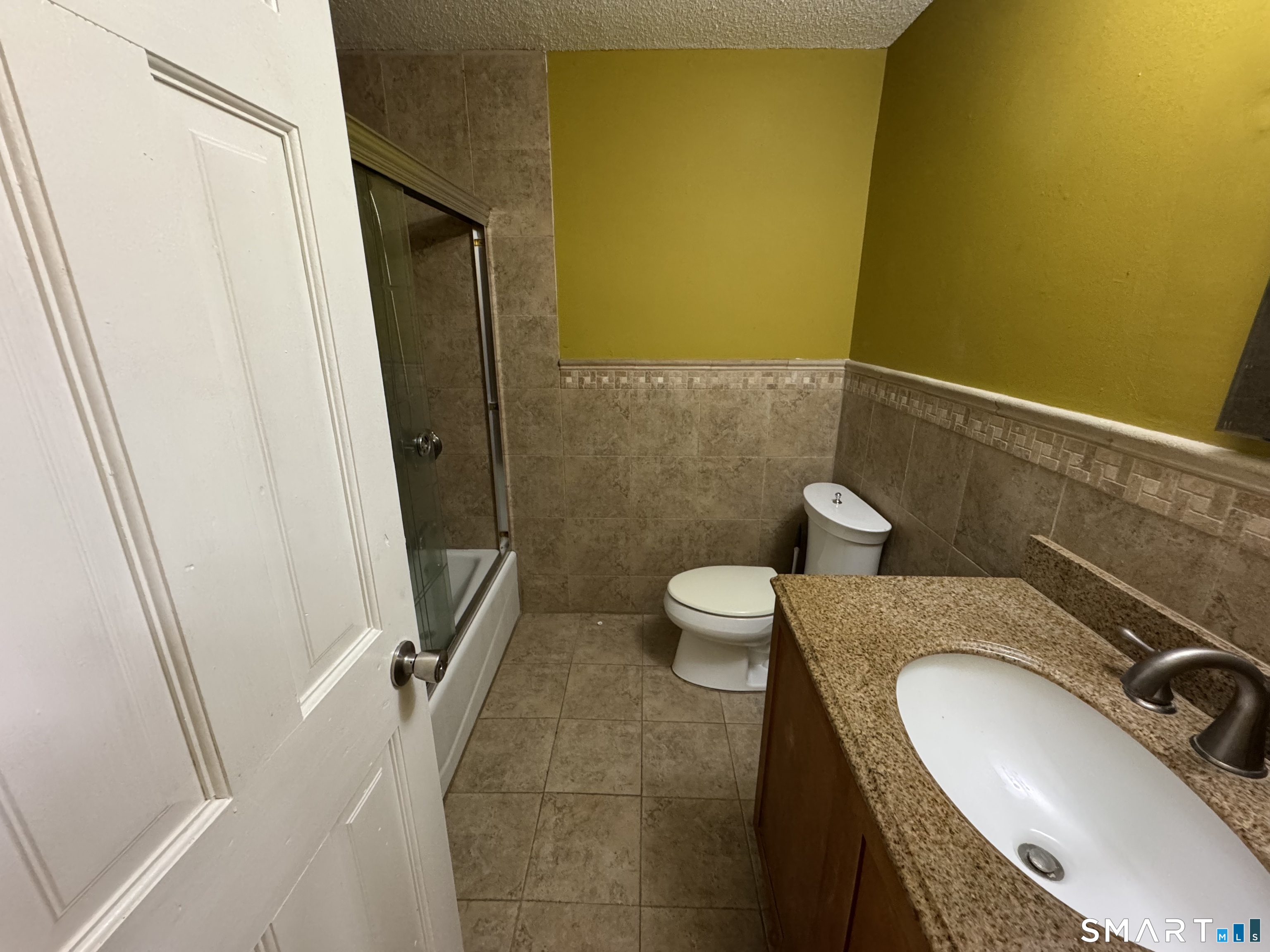 50 Wakefield Circle East Hartford CT 06118