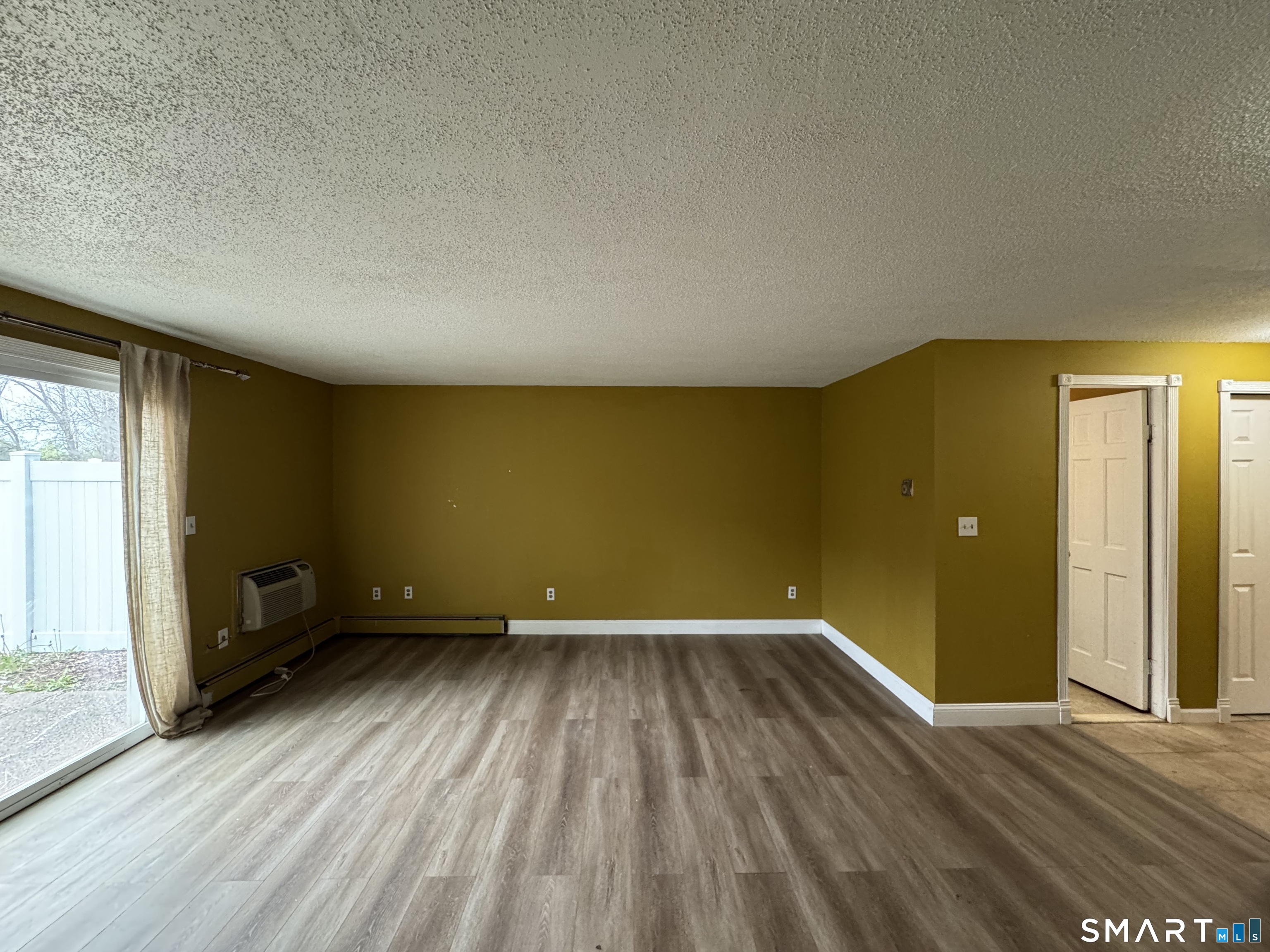 50 Wakefield Circle East Hartford CT 06118