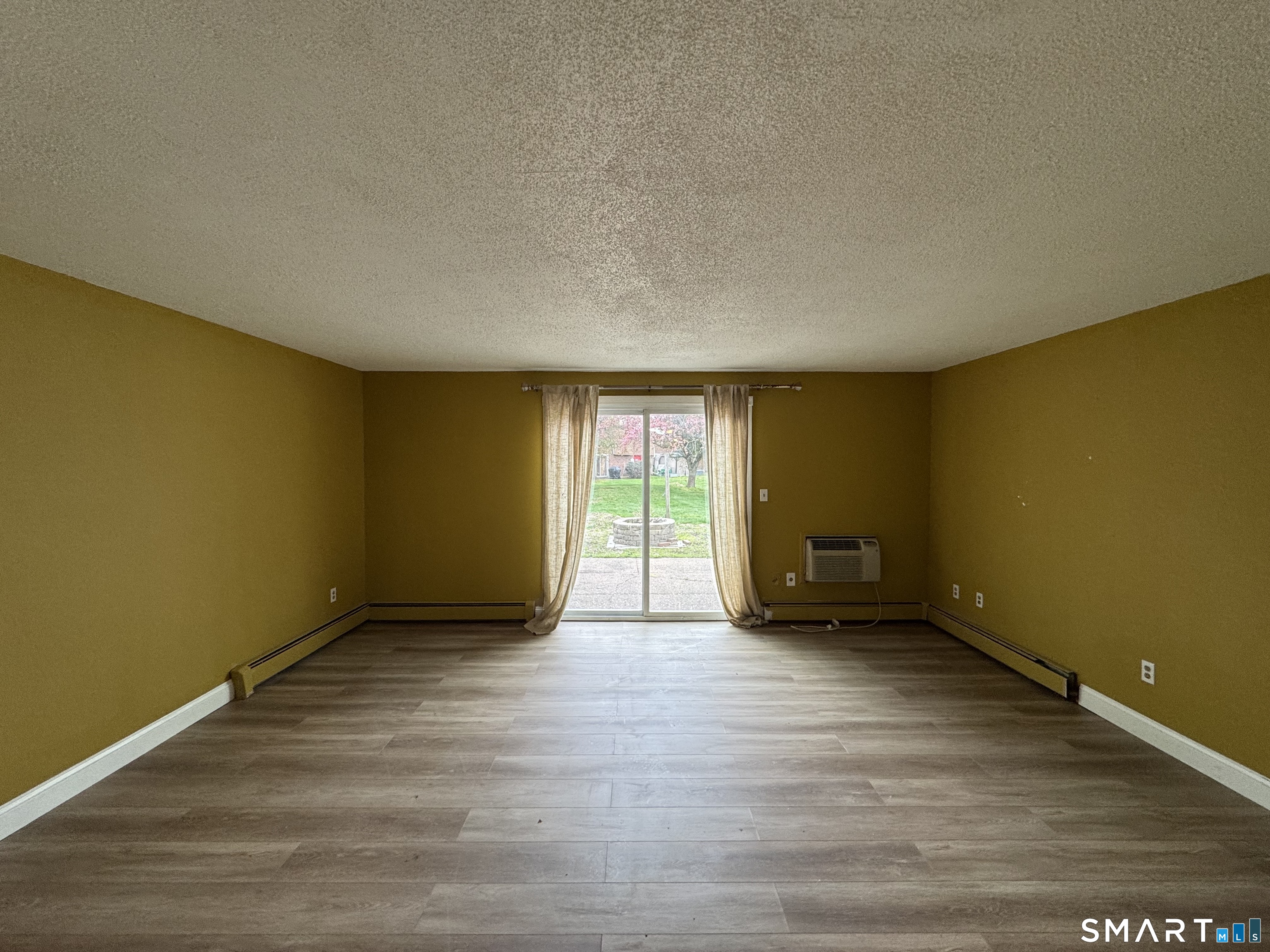 50 Wakefield Circle East Hartford CT 06118