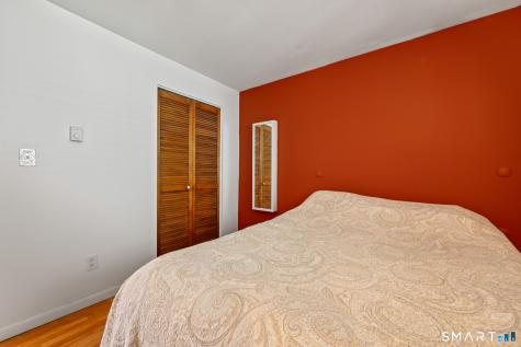 1660 Farmington Avenue Farmington CT 06085