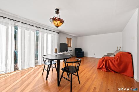 1660 Farmington Avenue Farmington CT 06085