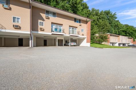 1660 Farmington Avenue Farmington CT 06085