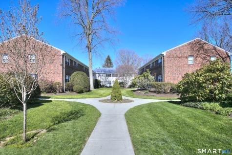 245 Unquowa Road Fairfield CT 06824