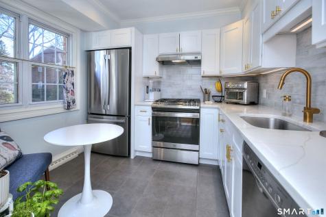 245 Unquowa Road Fairfield CT 06824