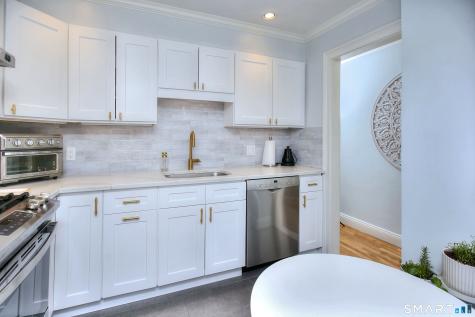 245 Unquowa Road Fairfield CT 06824