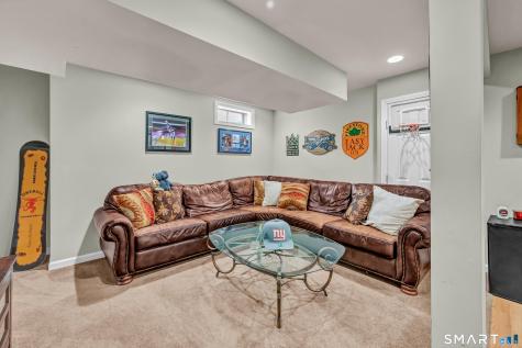 45 Pocono Lane Danbury CT 06810