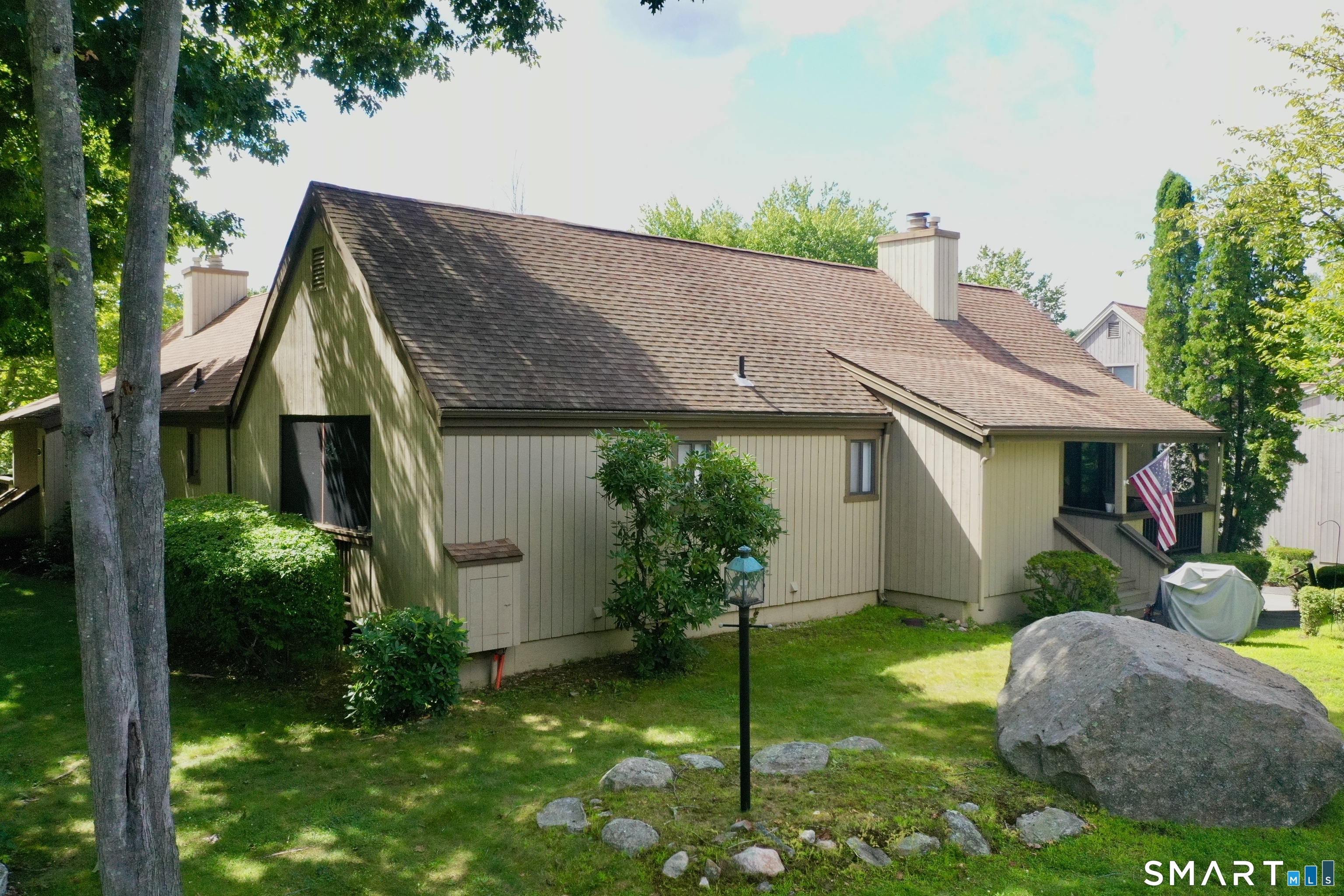 546 North Trail Stratford CT 06614