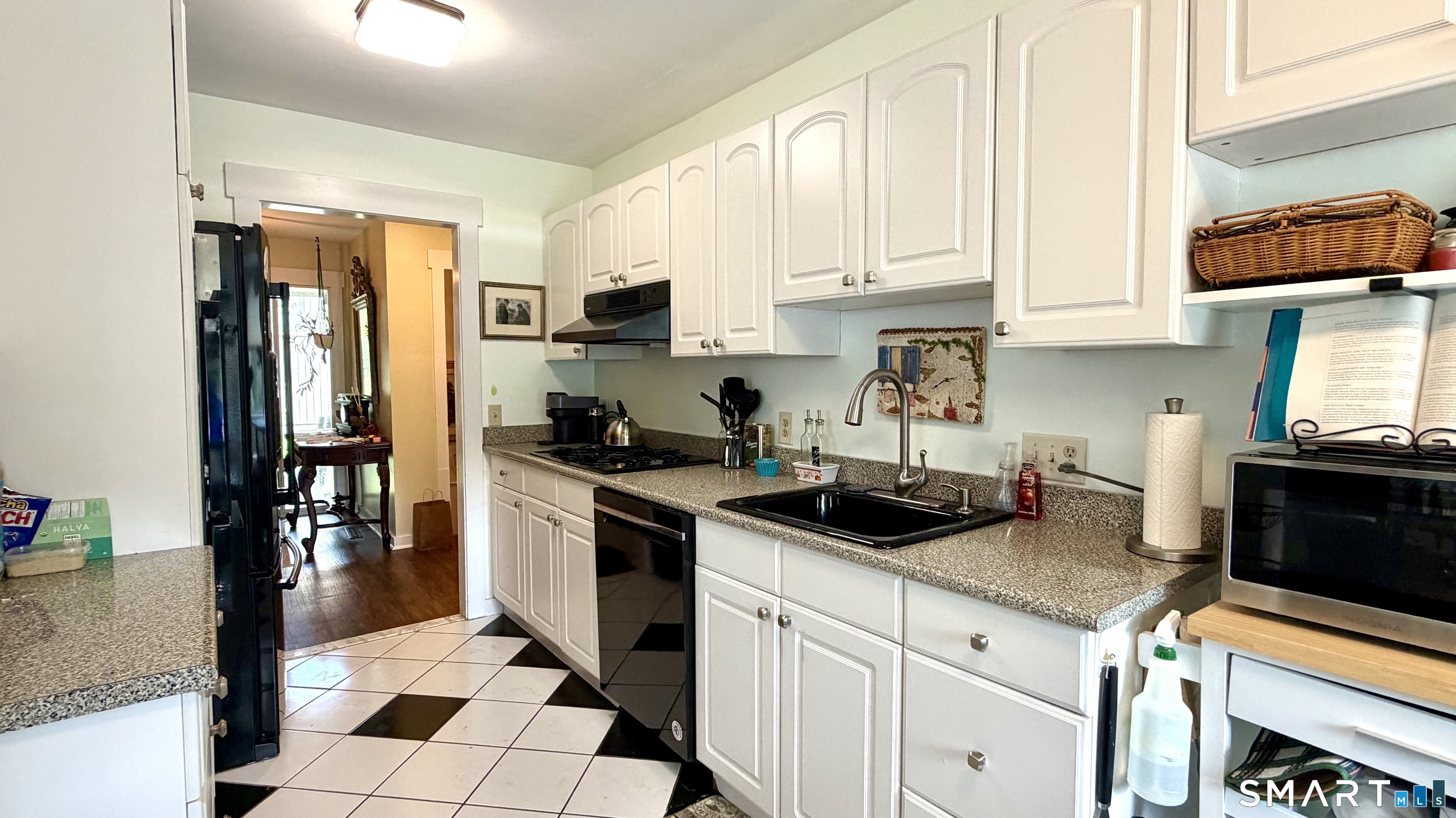 546 North Trail Stratford CT 06614