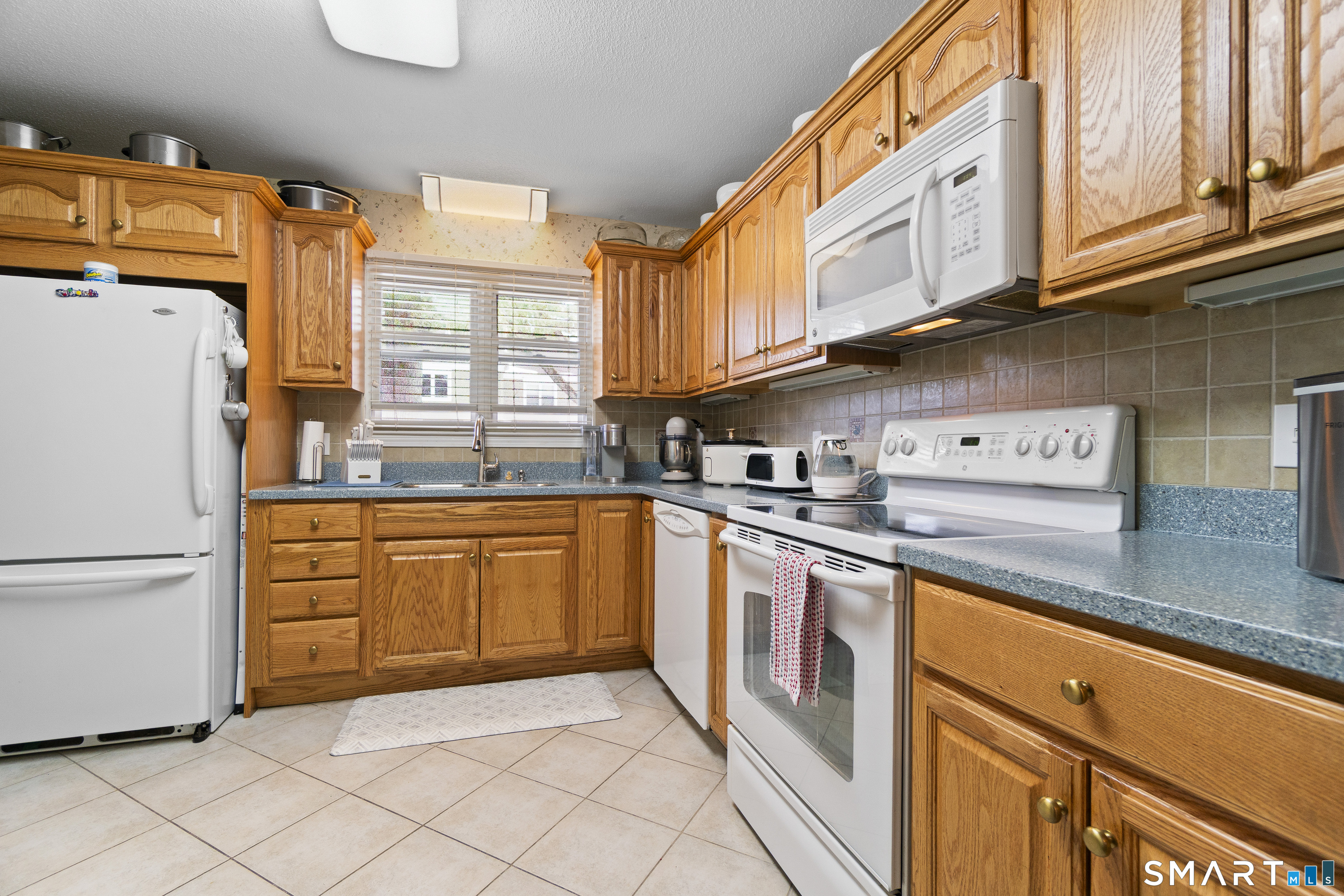 6 Lakeview Drive Southington CT 06489