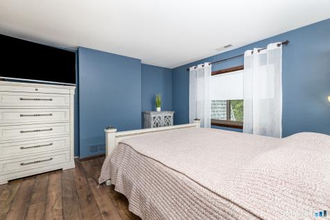 36 Northampton Lane Plainville CT 06062