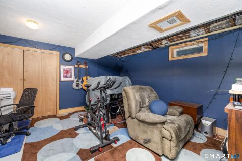 36 Northampton Lane Plainville CT 06062