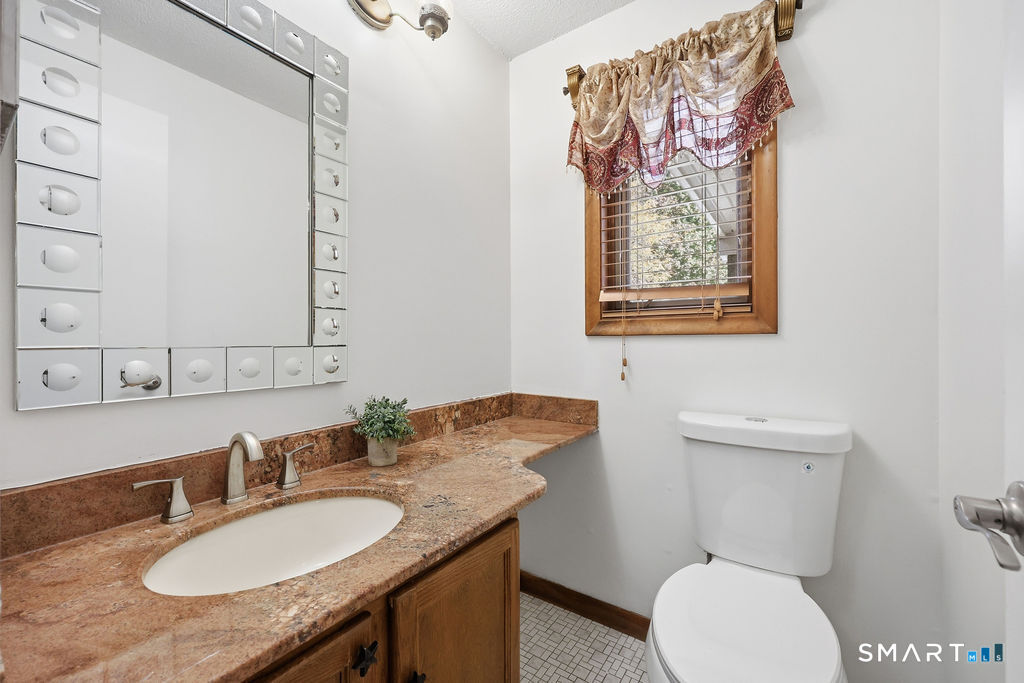 13 Dutton Place Way Glastonbury CT 06033