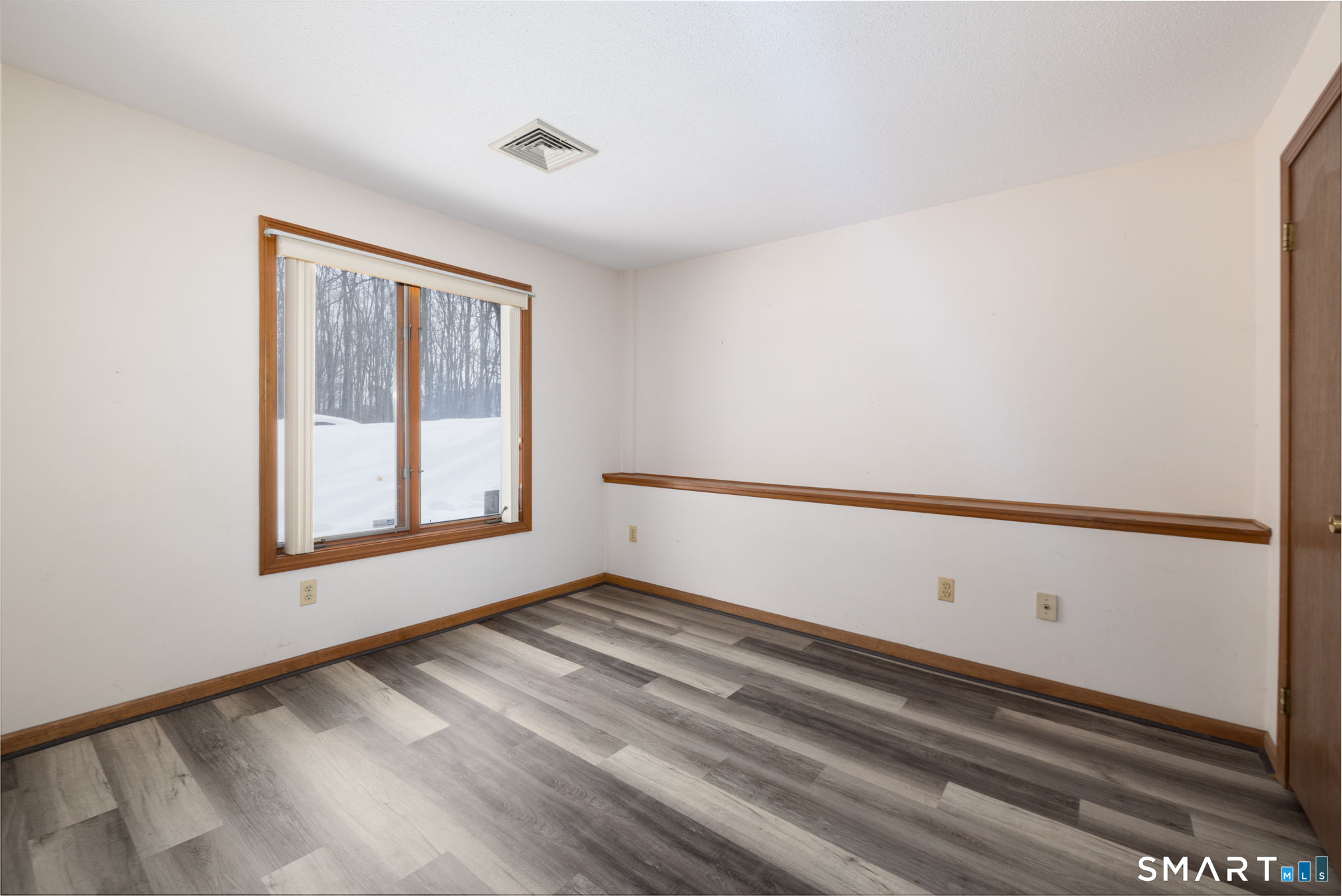 15 Cardinal Drive Farmington CT 06032