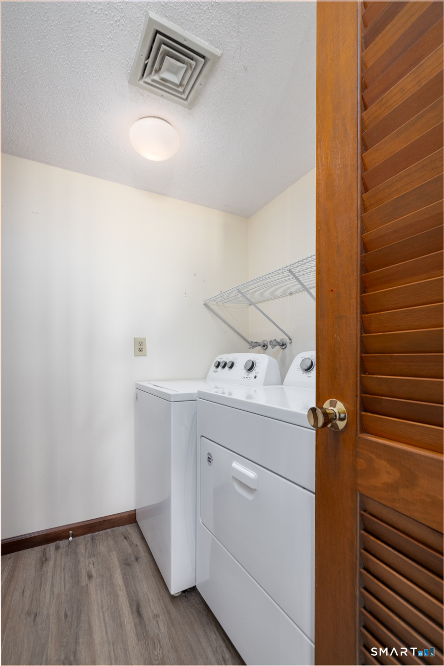 15 Cardinal Drive Farmington CT 06032