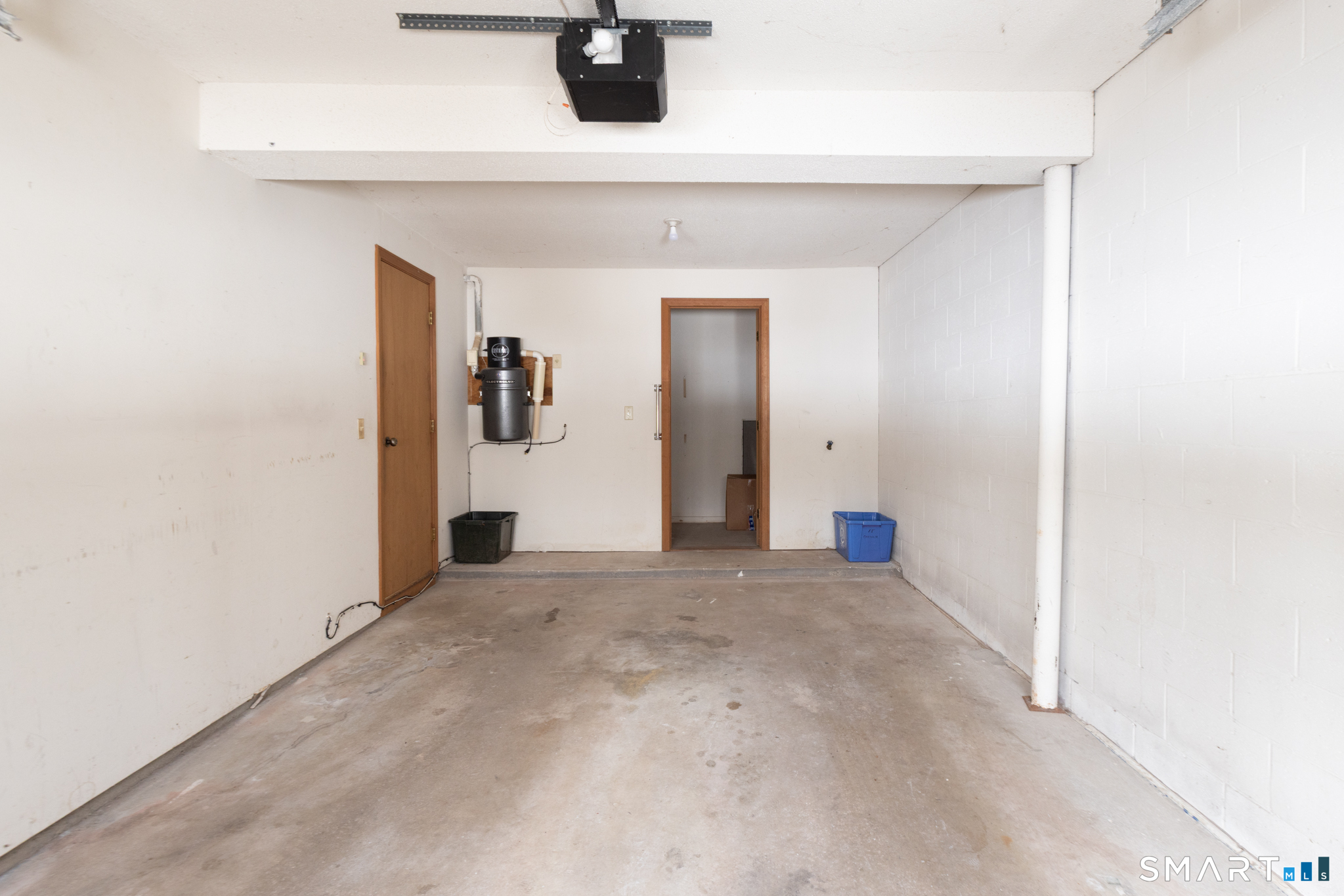 15 Cardinal Drive Farmington CT 06032