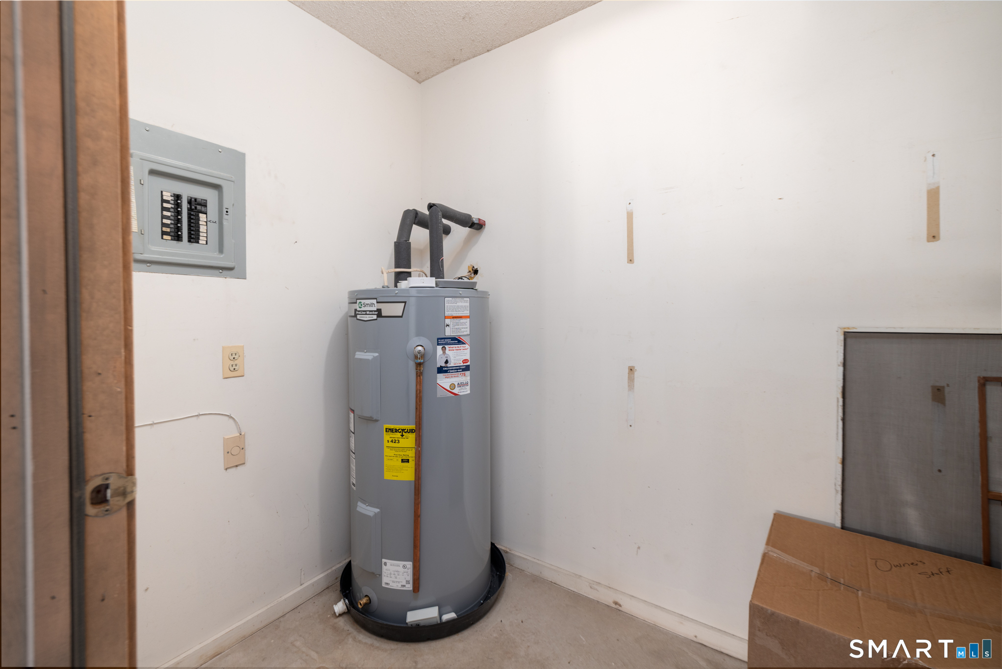 15 Cardinal Drive Farmington CT 06032